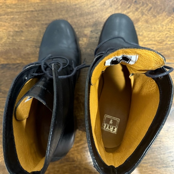 Frye Leather Lace Up Heeled Block Ankle Boots - Picture 8 of 11